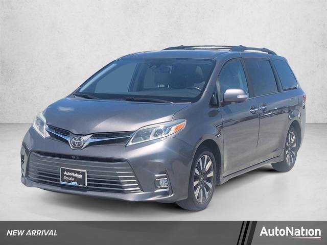 2019 Toyota Sienna Limited Premium FWD photo