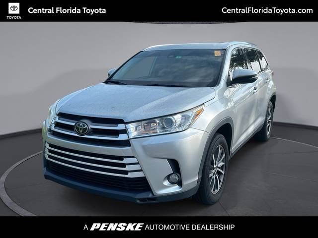 2019 Toyota Highlander XLE FWD photo