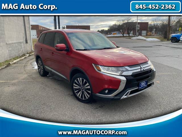 2019 Mitsubishi Outlander SE 4WD photo