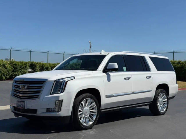 2019 Cadillac Escalade ESV Platinum 4WD photo