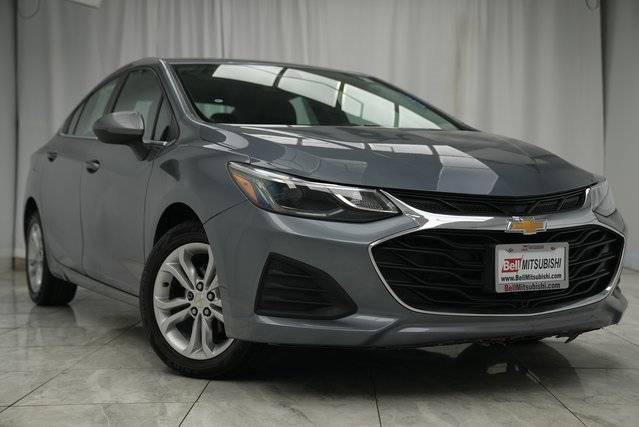 2019 Chevrolet Cruze LT FWD photo