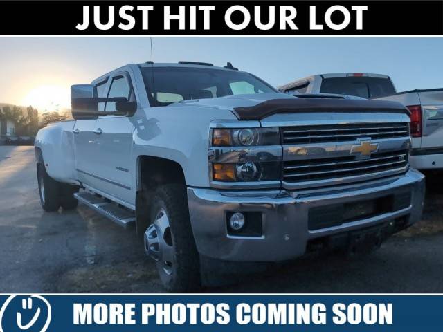 2019 Chevrolet Silverado 3500HD LTZ 4WD photo