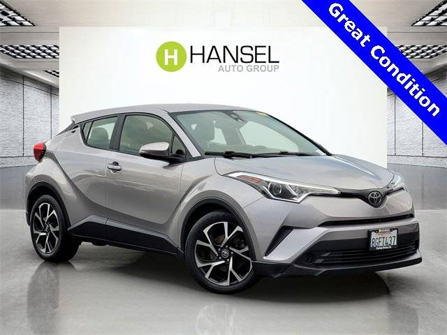 2019 Toyota C-HR XLE FWD photo