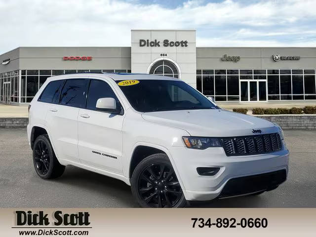 2019 Jeep Grand Cherokee Altitude 4WD photo
