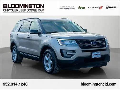 2017 Ford Explorer XLT 4WD photo