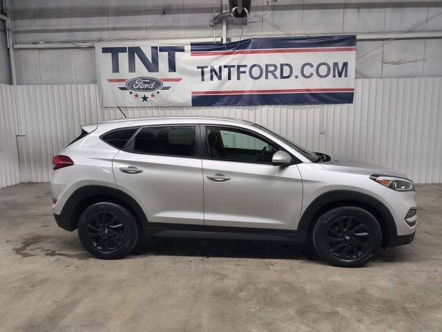 2016 Hyundai Tucson SE AWD photo