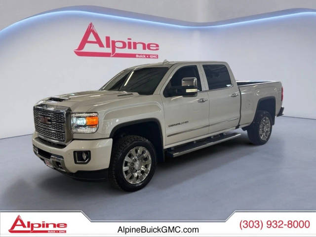 2019 GMC Sierra 2500HD Denali 4WD photo