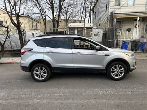 2018 Ford Escape SEL 4WD photo