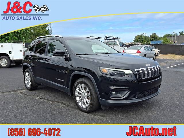 2019 Jeep Cherokee Latitude FWD photo