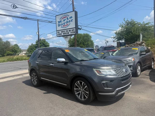 2019 Ford Explorer Platinum 4WD photo