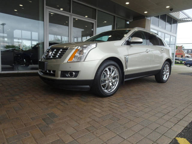 2015 Cadillac SRX Performance Collection FWD photo