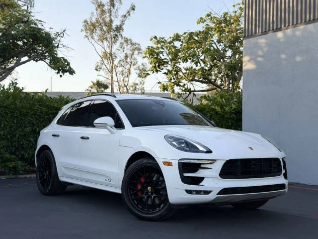 2018 Porsche Macan GTS AWD photo