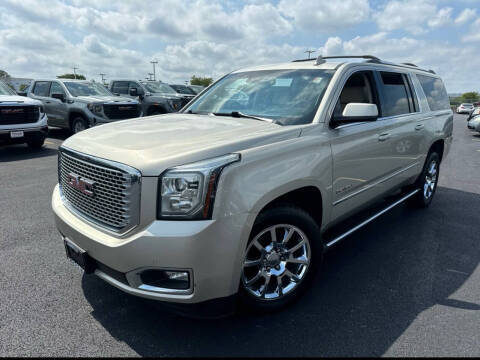 2015 GMC Yukon XL Denali 4WD photo