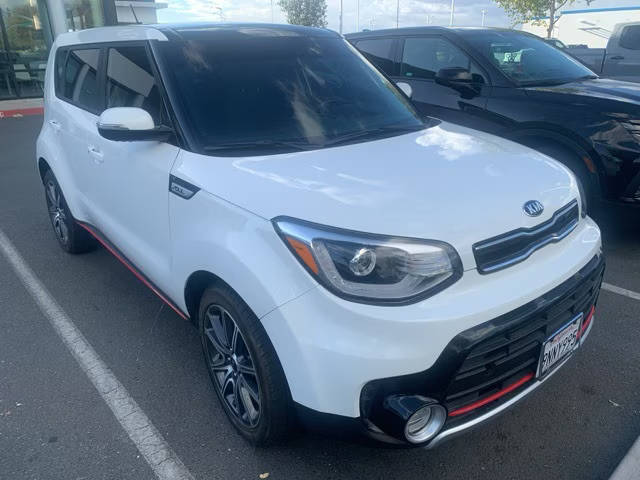 2019 Kia Soul ! FWD photo