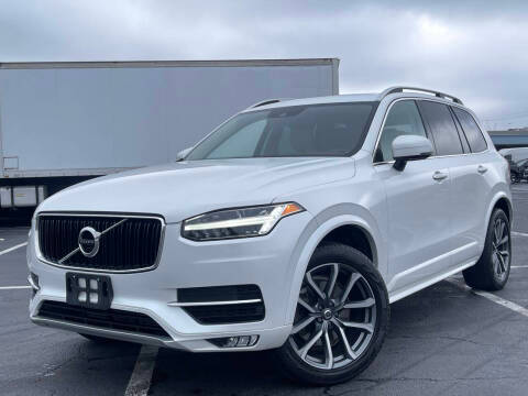 2019 Volvo XC90 Momentum AWD photo