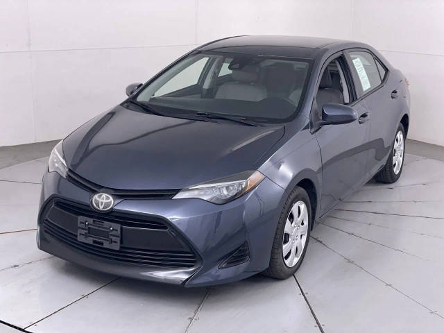 2019 Toyota Corolla LE FWD photo