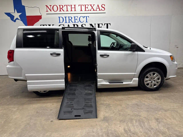 2019 Dodge Grand Caravan SE FWD photo