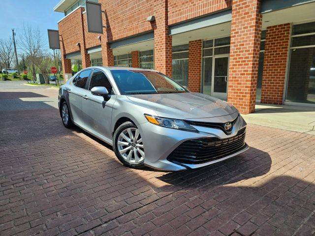 2019 Toyota Camry LE FWD photo