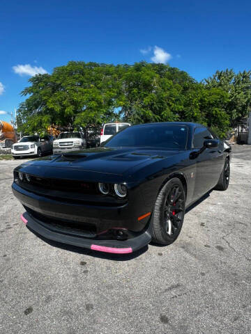 2019 Dodge Challenger R/T Scat Pack RWD photo
