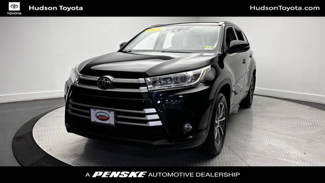 2019 Toyota Highlander XLE AWD photo