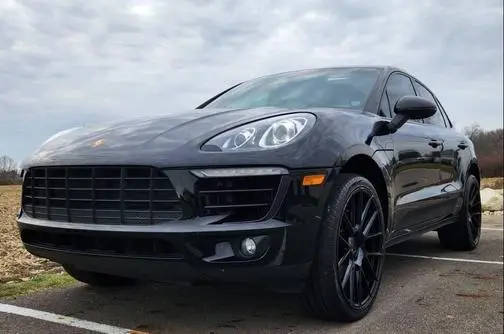 2015 Porsche Macan S AWD photo