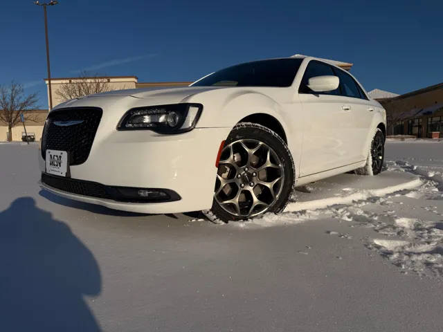 2017 Chrysler 300 300S AWD photo