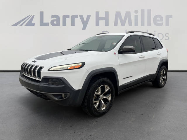 2016 Jeep Cherokee Trailhawk 4WD photo