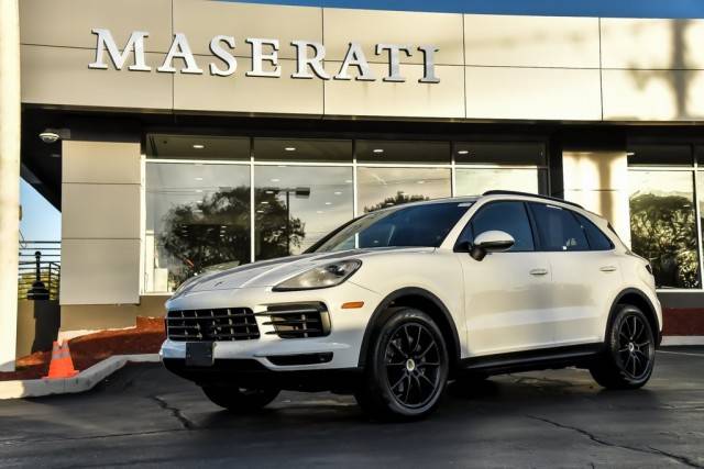 2019 Porsche Cayenne  AWD photo