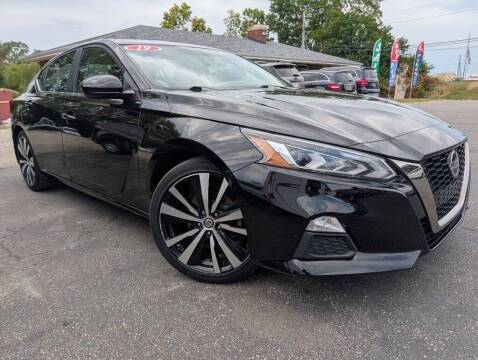 2019 Nissan Altima 2.5 SR FWD photo