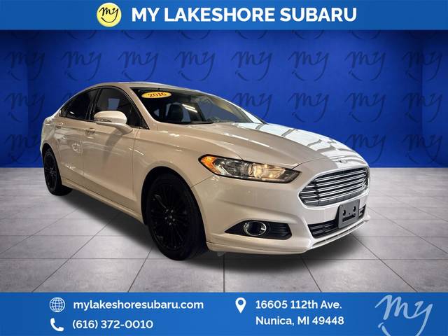 2016 Ford Fusion SE FWD photo