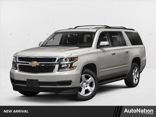 2019 Chevrolet Suburban LT 4WD photo