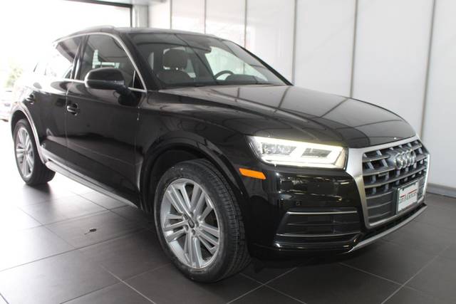 2018 Audi Q5 Tech Premium Plus AWD photo