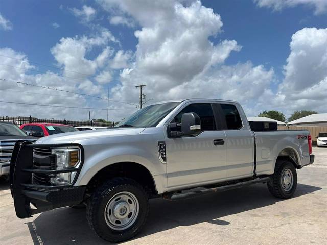 2019 Ford F-250 Super Duty XL 4WD photo