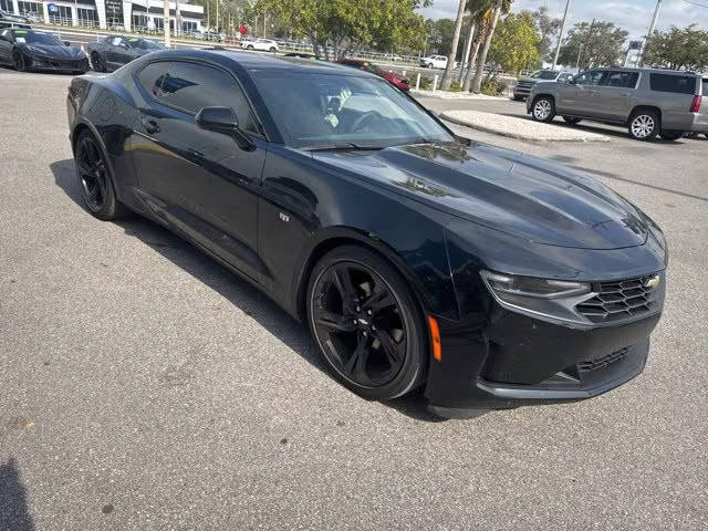 2019 Chevrolet Camaro 1LT RWD photo