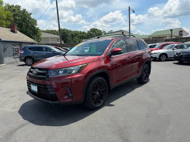 2019 Toyota Highlander SE AWD photo