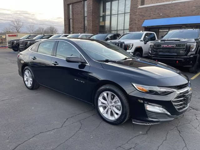 2019 Chevrolet Malibu LT FWD photo