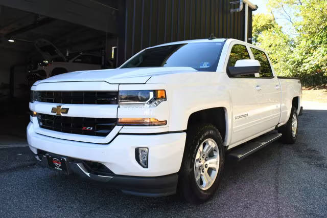 2018 Chevrolet Silverado 1500 LT 4WD photo