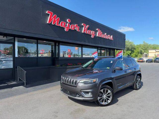 2019 Jeep Cherokee Overland 4WD photo