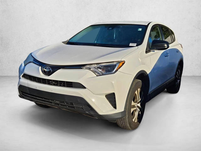 2018 Toyota RAV4 LE FWD photo