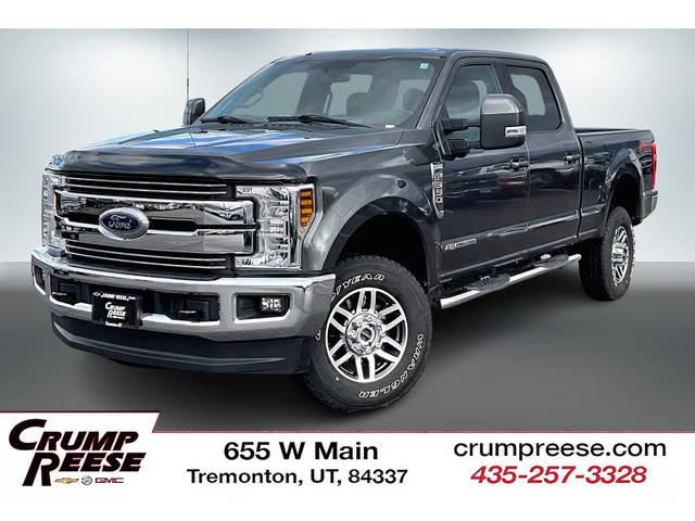 2019 Ford F-350 Super Duty LARIAT 4WD photo