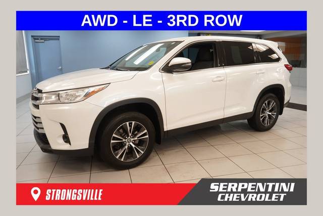 2019 Toyota Highlander LE AWD photo