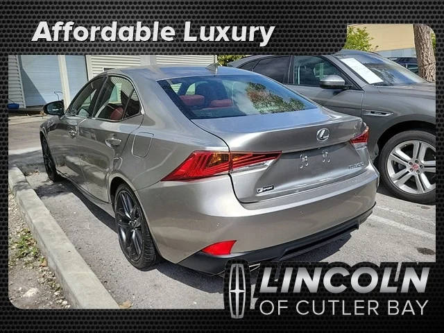 2018 Lexus IS IS 300 F Sport RWD photo