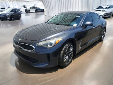 2019 Kia Stinger Base RWD photo