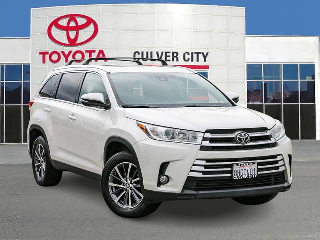 2019 Toyota Highlander XLE FWD photo