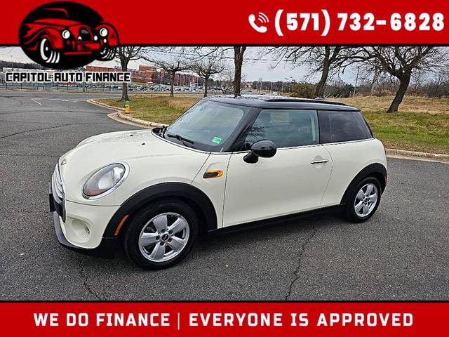 2015 MINI Hardtop 2 Door FWD photo