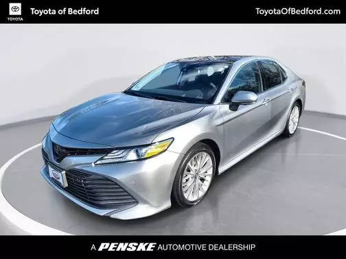 2019 Toyota Camry XLE FWD photo