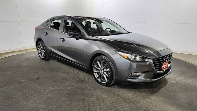 2018 Mazda 3 Touring FWD photo