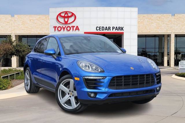 2018 Porsche Macan Sport Edition AWD photo