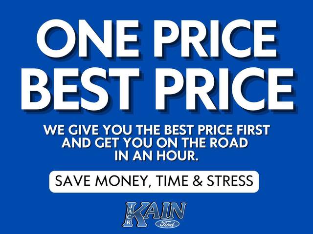 2017 Toyota Camry SE FWD photo