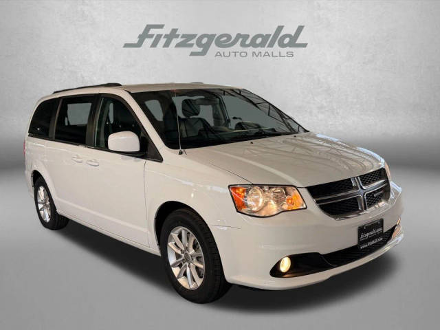 2018 Dodge Grand Caravan SXT FWD photo